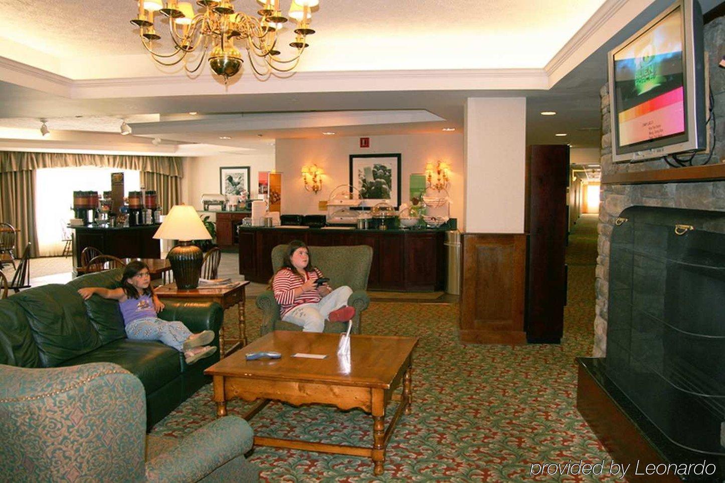 Hampton Inn Burlington - Colchester Eksteriør billede